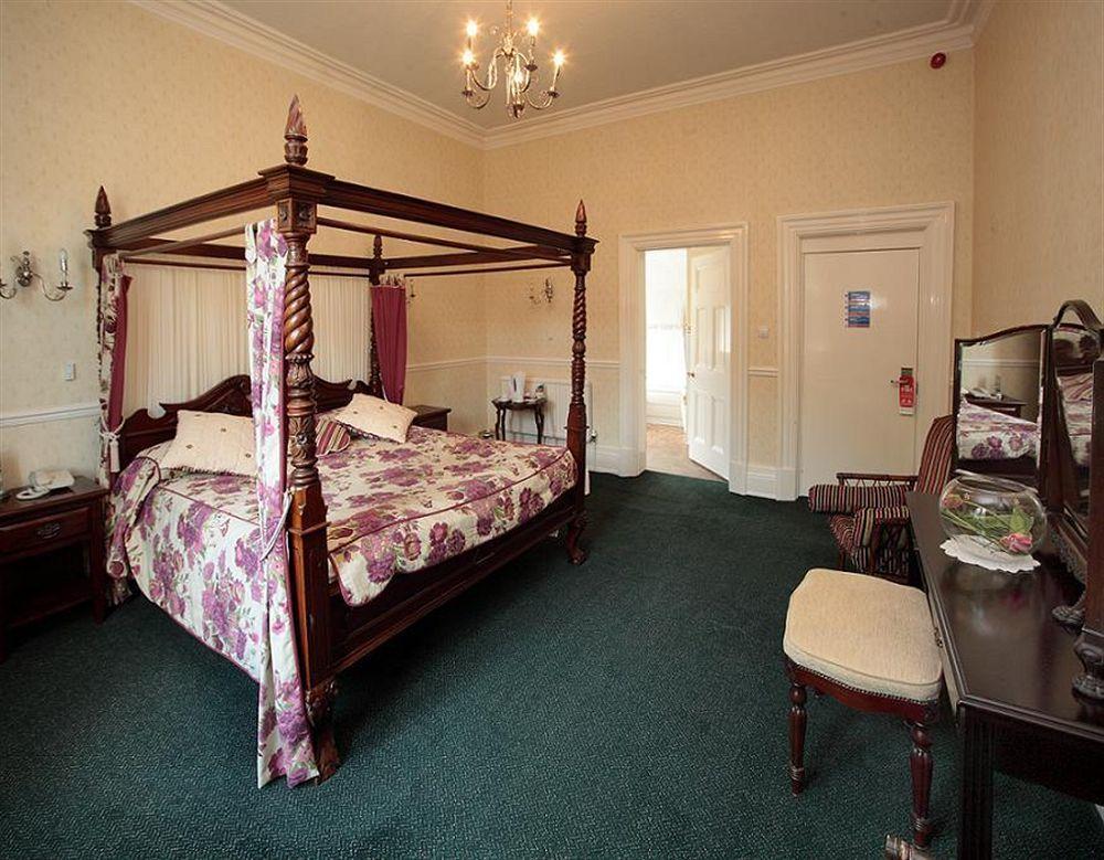 Durker Roods Hotel ฮัดเดอร์สฟิลด์ ห้อง รูปภาพ